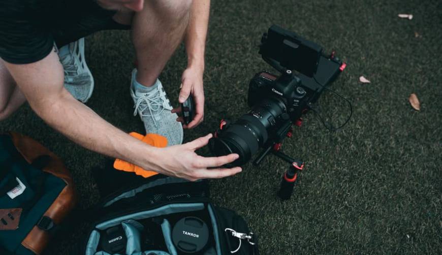 色彩心理学×动态美学，峨眉山产品视频拍摄公司唤醒感官冲击力